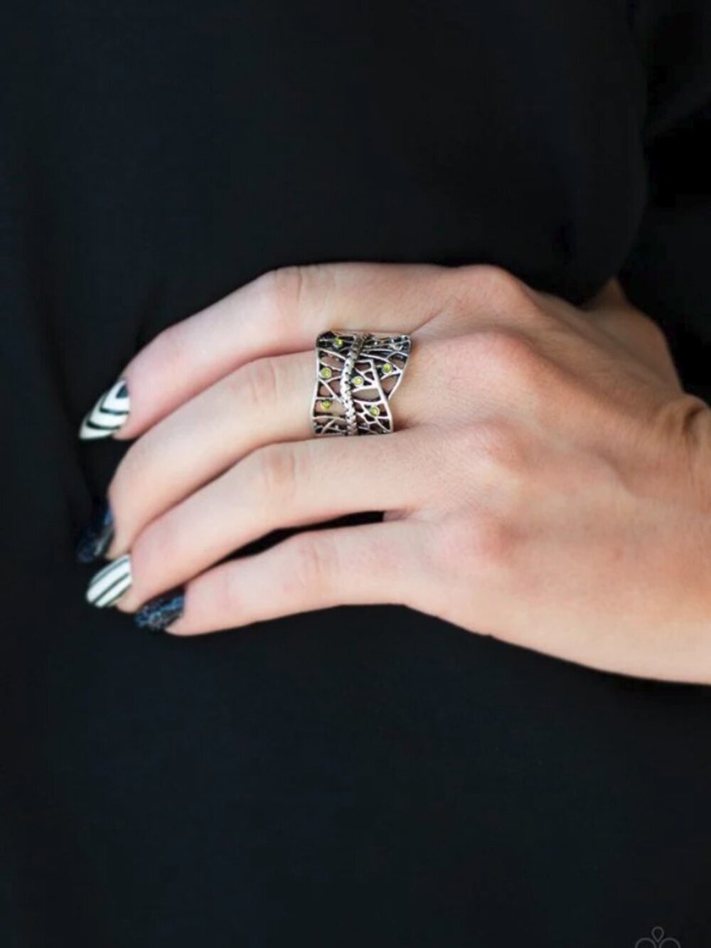 Paparazzi Jewelry Accessories - Stage Struck - Green Ring - Vintage